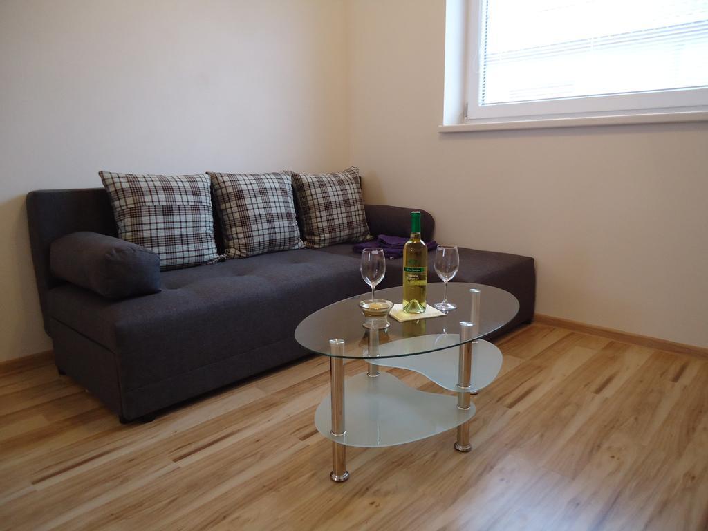 Apartman Valentka Bešeňová Habitación foto