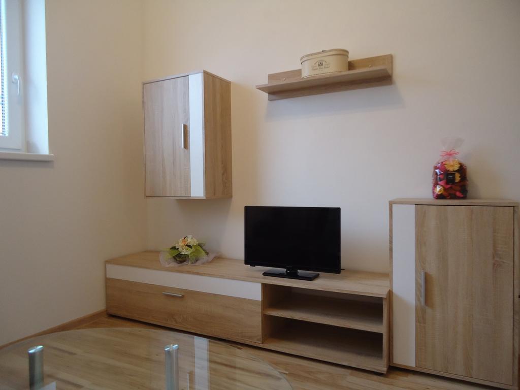 Apartman Valentka Bešeňová Habitación foto