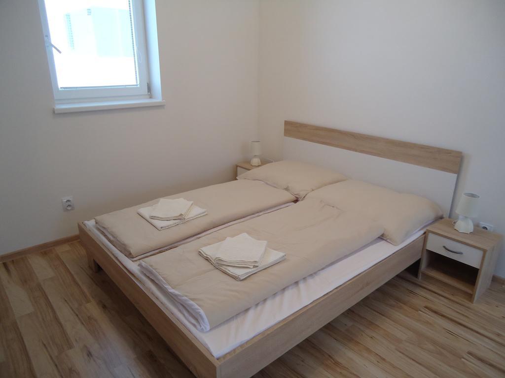 Apartman Valentka Bešeňová Habitación foto